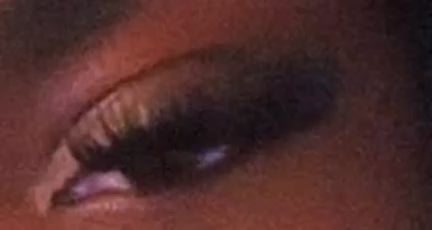 DIY Lash Kit:
Royal Lashes Co.
